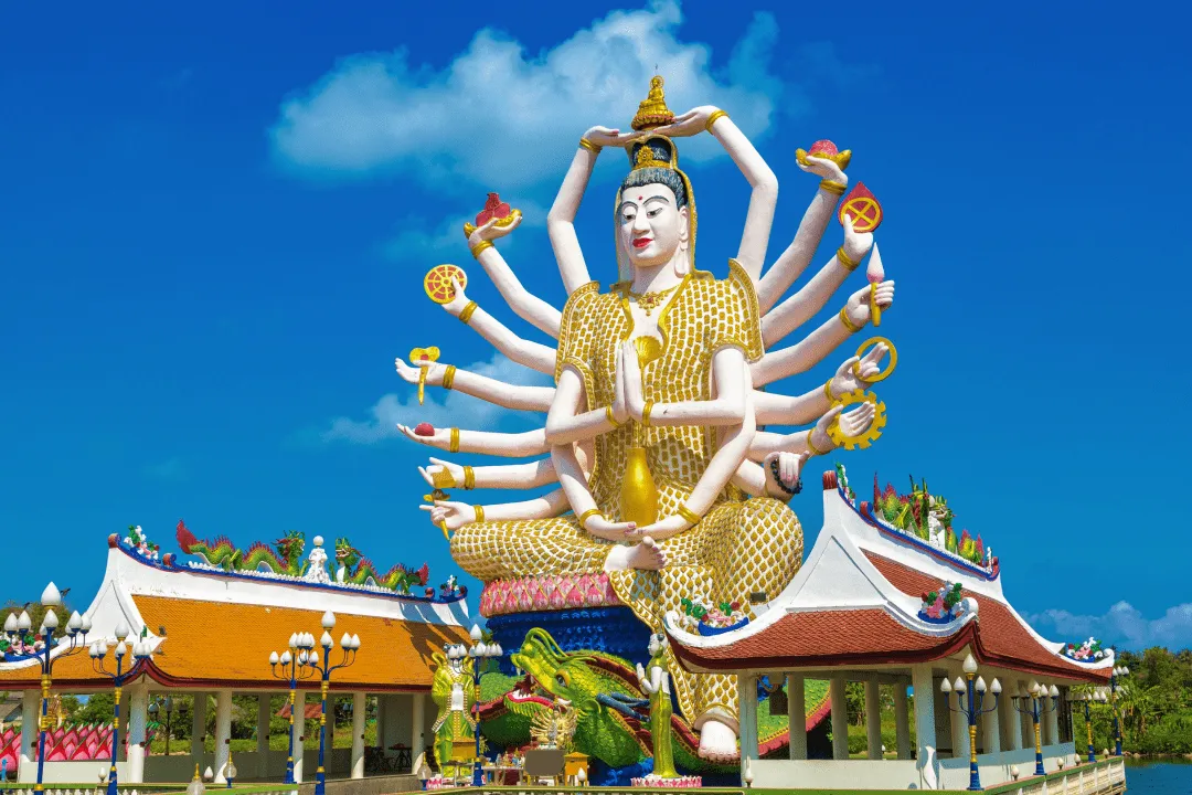 Храм Плай Лаем