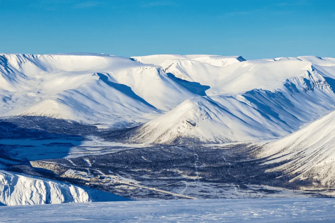 Вид на «Большой Вудъявр»