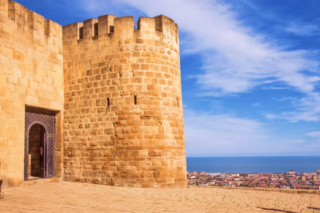 Крепость в Дербернте