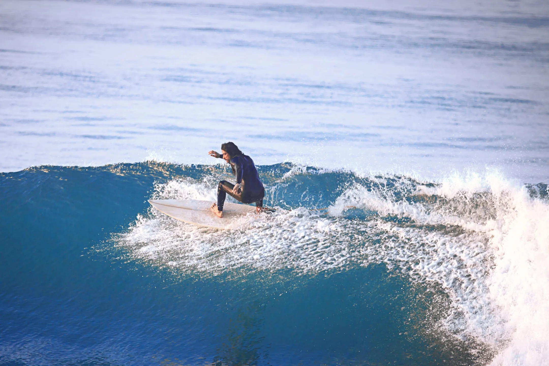 Серфер на доске