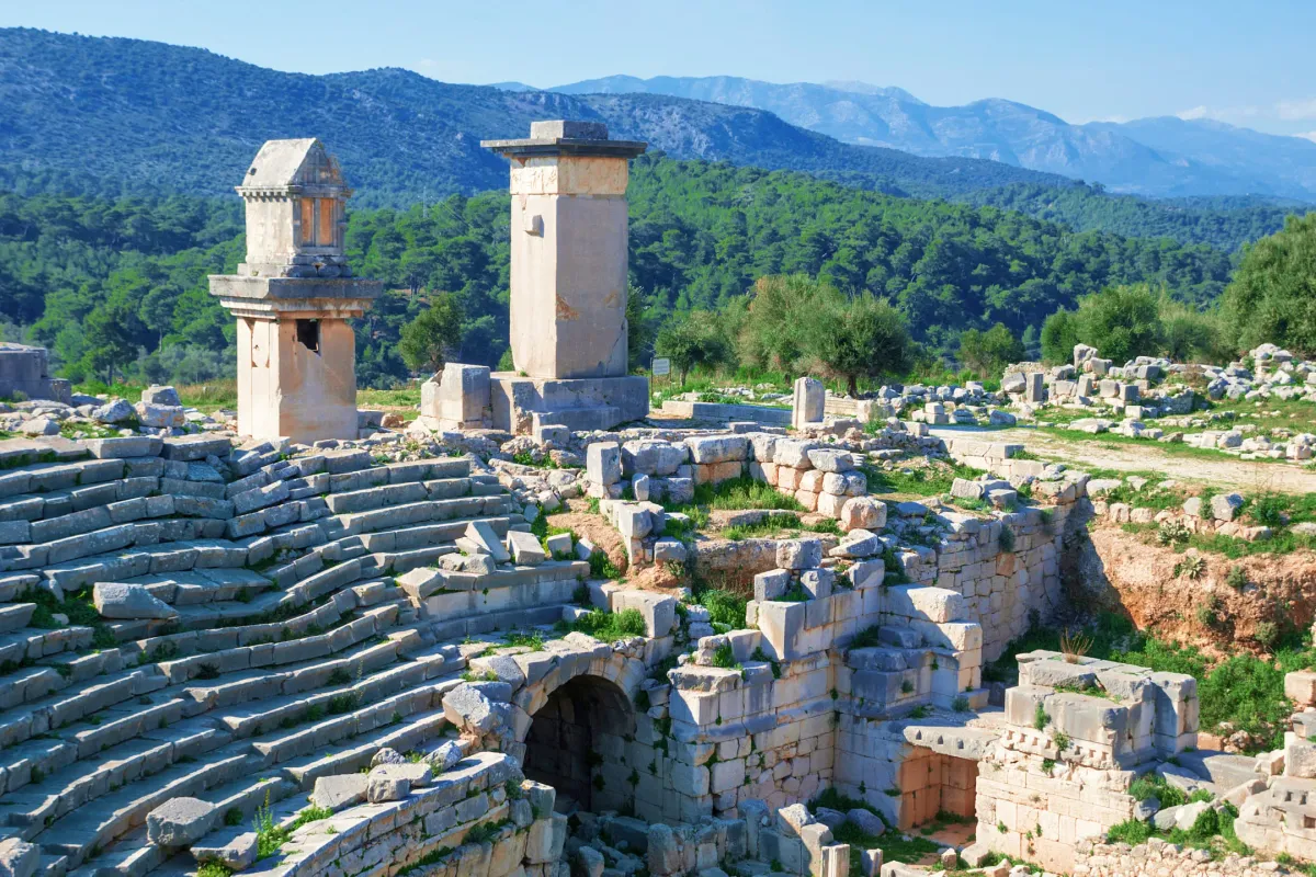 Античный город в горах