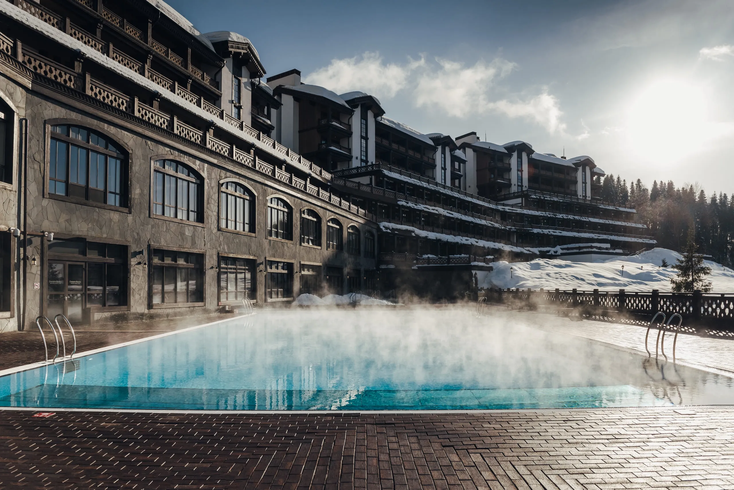 Открытые бассейны России для зимних купаний