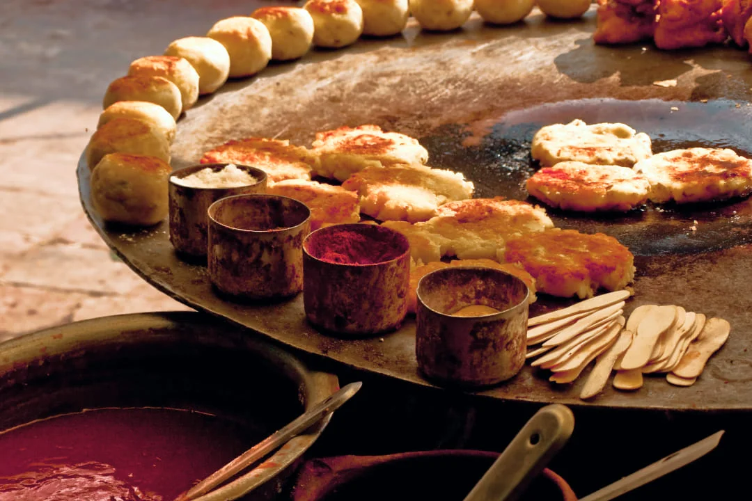 Большая тарелка с едой