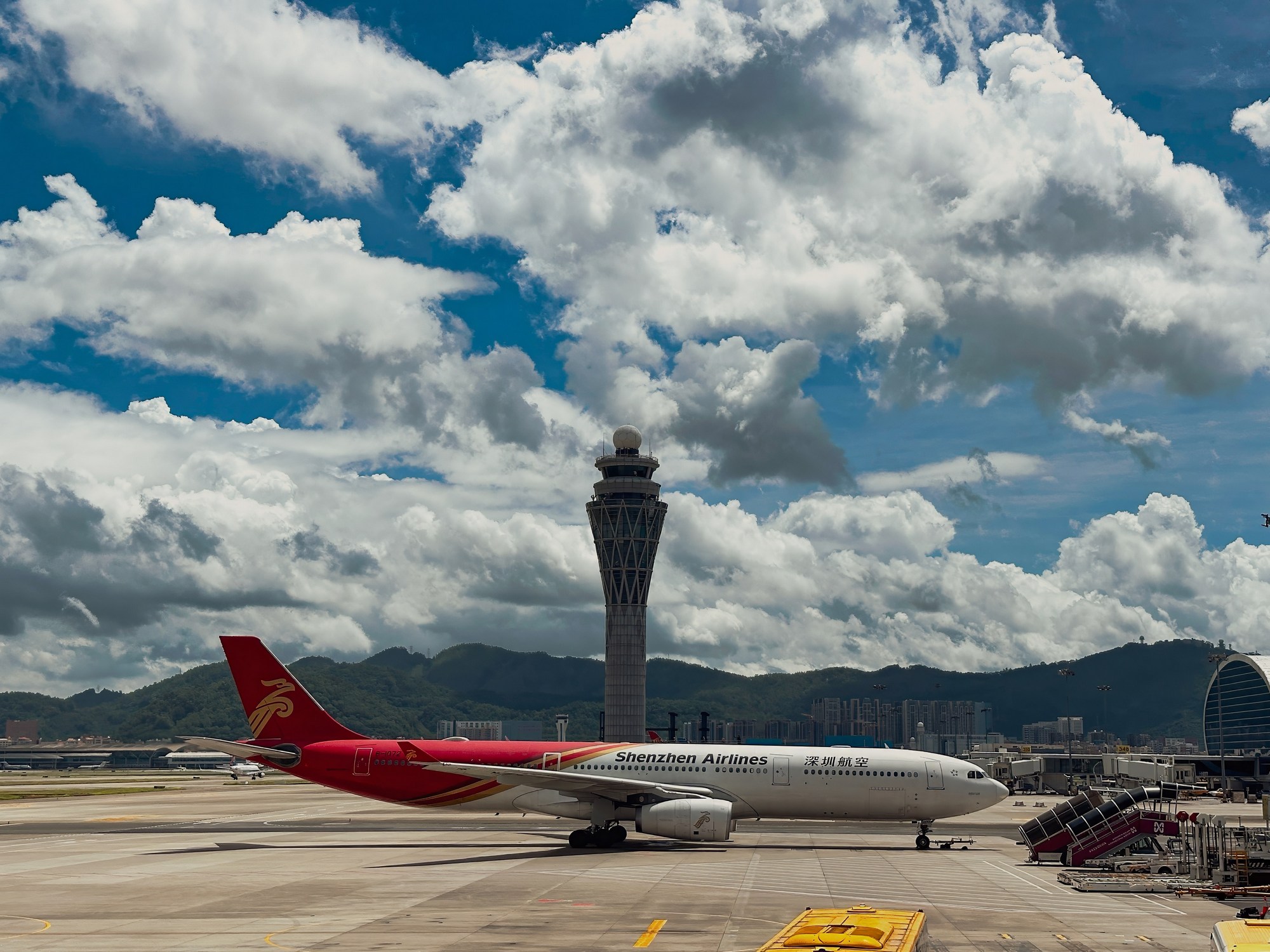 Пересадка в Шэньчжэне