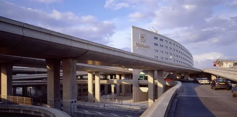 гостиница Sheraton аэропорт Шарль-де-Голь
