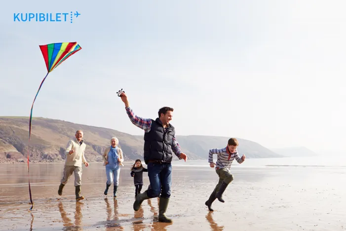 Как путешествовать с родителями и оставаться дружной семьёй