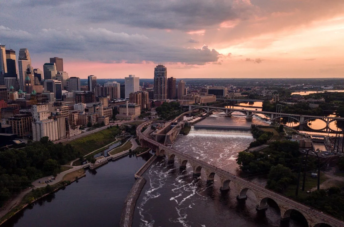 Миннеаполис