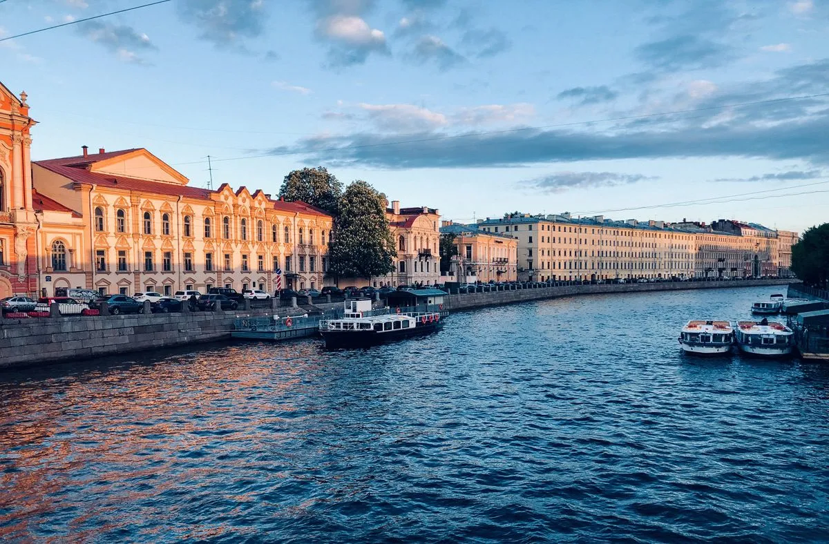 Корабли на реке