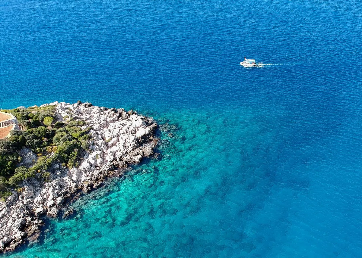 Яхта на море в Турции