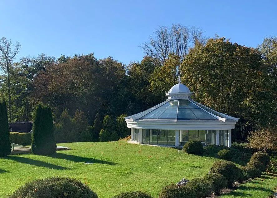 Парк в Янтарном посёлке