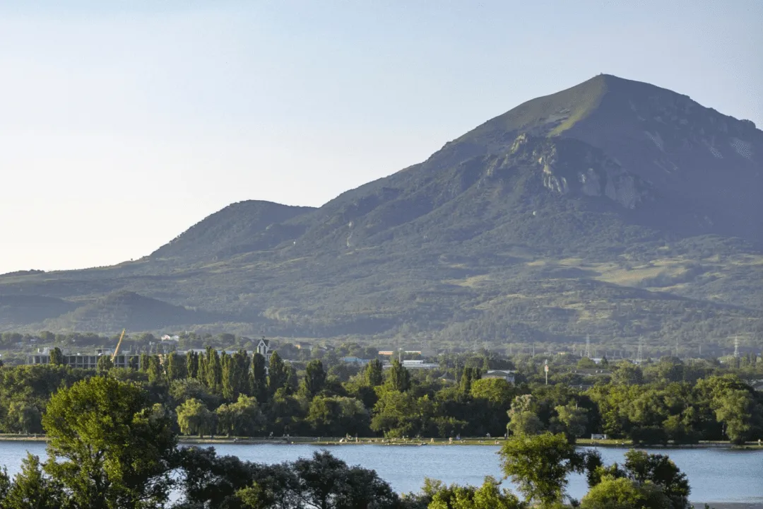 Почему ездить в Пятигорск и Кисловодск — это «новый чёрный»