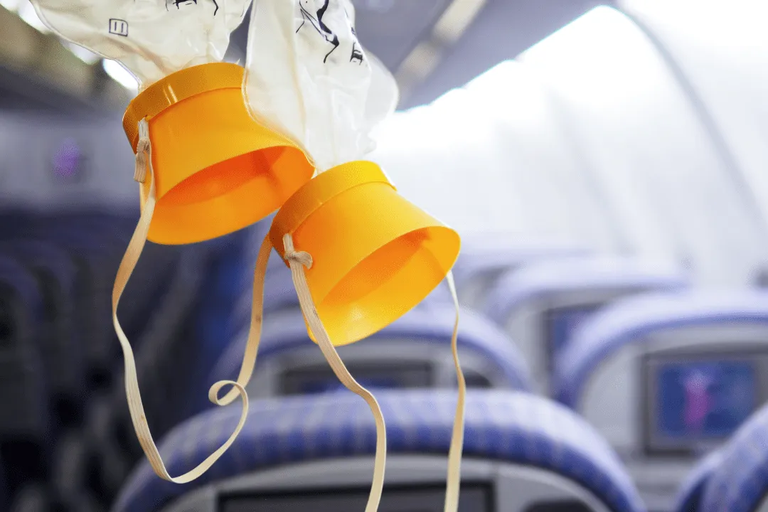 Что происходит при разгерметизации салона самолёта