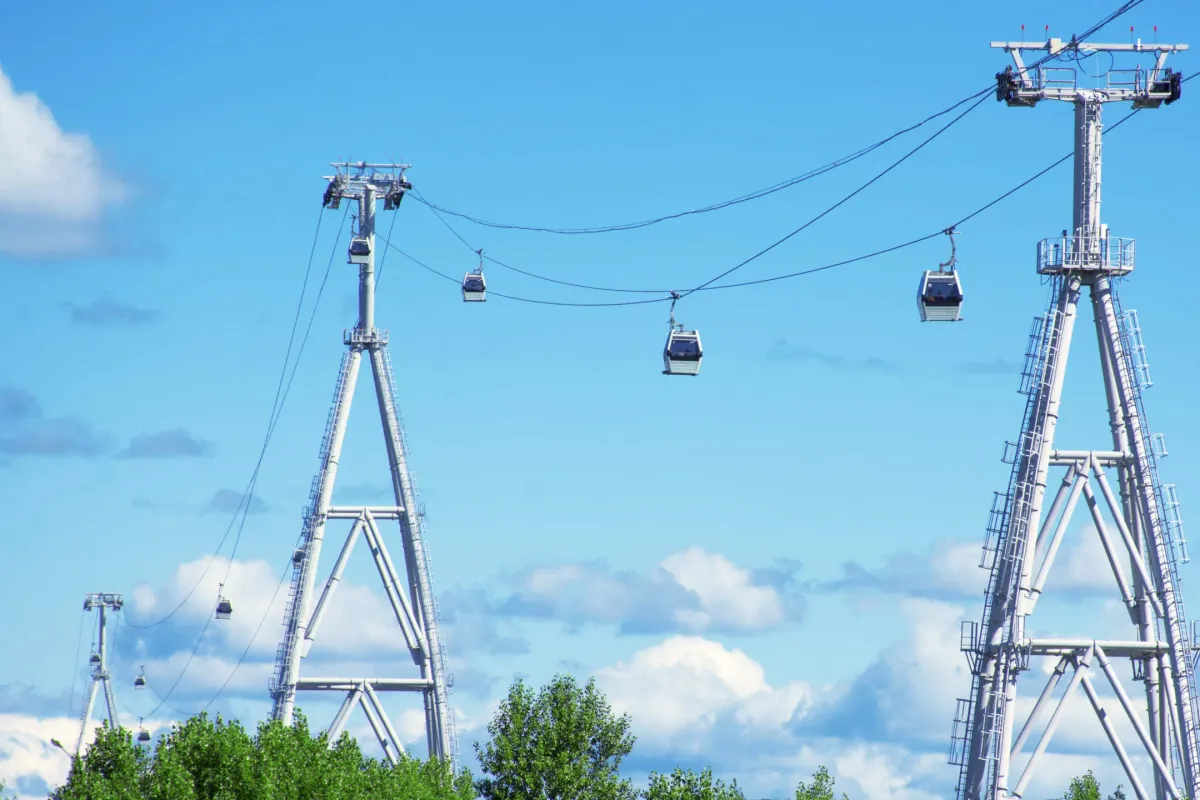 Канатная дорога над городом